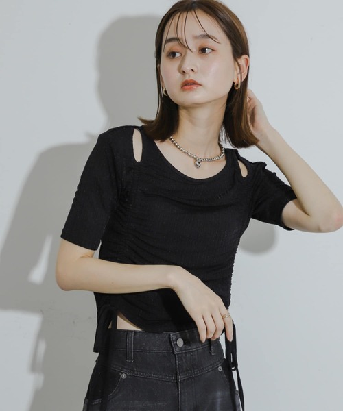HEYUMM（ヘユム）の「カットアウトシャーリングトップ(5分袖)（Tシャツ/カットソー・レディース・ブルー/ブラウン/ブラック・ONE）」の12枚目の写真