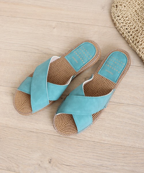 FUNALIVE（ファンアライブ）の「フェイクスエードクロスバンドサンダル