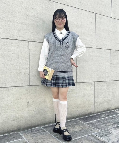 F i.n.t（フィント）の「【2サイズ展開】チェックプリーツミニスカート/fint（スカート・レディース・カーキ/ネイビー×ホワイト/ベージュ・1/2）」の13枚目の写真