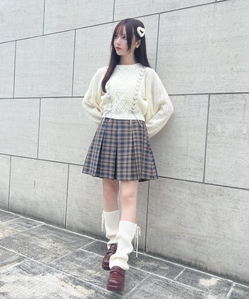 F i.n.t（フィント）の「【2サイズ展開】チェックプリーツミニスカート/fint（スカート・レディース・カーキ/ネイビー×ホワイト/ベージュ・1/2）」の4枚目の写真