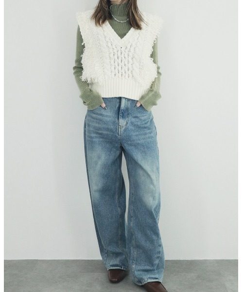 Vネックループヤーンニットベスト/Vneck loop yarn knit vest ノースリーブ タンクトップ フリンジ 重ね着 レイヤード ジレ アイボリー ホワイト 白 黒 ブラック(ベスト)|Reurie'(レウリィ) Vネックループヤーンニットベスト/Vneck loop yarn knit vest ノースリーブ タンクトップ フリンジ 重ね着 レイヤード ジレ アイボリー ホワイト 白 黒 ブラック(ベスト)|Reurie'(レウリィ)