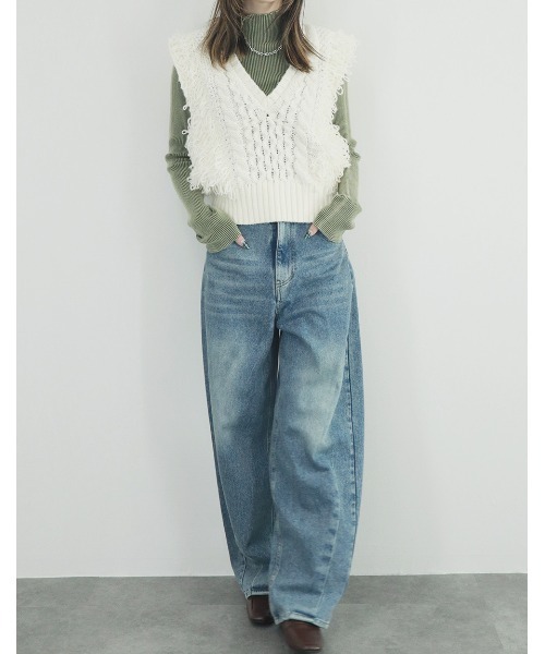 Vネックループヤーンニットベスト/Vneck loop yarn knit vest ノースリーブ タンクトップ フリンジ 重ね着 レイヤード ジレ アイボリー ホワイト 白 黒 ブラック(ベスト)|Reurie'(レウリィ) Vネックループヤーンニットベスト/Vneck loop yarn knit vest ノースリーブ タンクトップ フリンジ 重ね着 レイヤード ジレ アイボリー ホワイト 白 黒 ブラック(ベスト)|Reurie'(レウリィ)