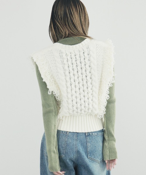Vネックループヤーンニットベスト/Vneck loop yarn knit vest ノースリーブ タンクトップ フリンジ 重ね着 レイヤード ジレ アイボリー ホワイト 白 黒 ブラック(ベスト)|Reurie'(レウリィ) Vネックループヤーンニットベスト/Vneck loop yarn knit vest ノースリーブ タンクトップ フリンジ 重ね着 レイヤード ジレ アイボリー ホワイト 白 黒 ブラック(ベスト)|Reurie'(レウリィ)