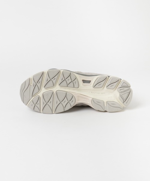 ASICS（アシックス）の「『WEB限定』ASICS　GEL-NYC（スニーカー・レディース・ホワイト系その他・23.5/24/24.5）」の3枚目の写真