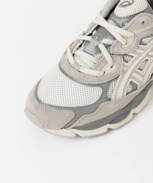 ASICS（アシックス）の「『WEB限定』ASICS　GEL-NYC（スニーカー・レディース・ホワイト系その他・23.5/24/24.5）」の2枚目の写真