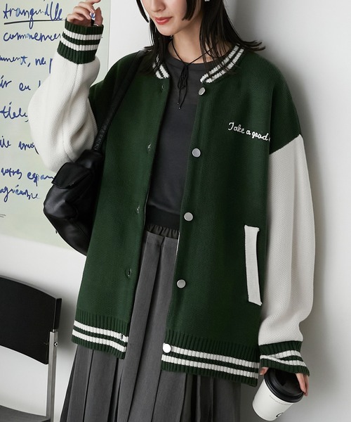 forksy.（フォルクシー）の「【forksy.】スタジャンデザインバックロゴニットカーディガン（カーディガン/ボレロ・レディース・グリーン/グレー/ネイビー・FREE）」の3枚目の写真