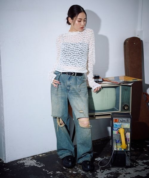 PBLIM（ページボーイリム）の「PBLIM/レースハイネックプルオーバー（Tシャツ/カットソー・レディース・ブラック/ライトブルー/オフホワイト・FREE）」の4枚目の写真