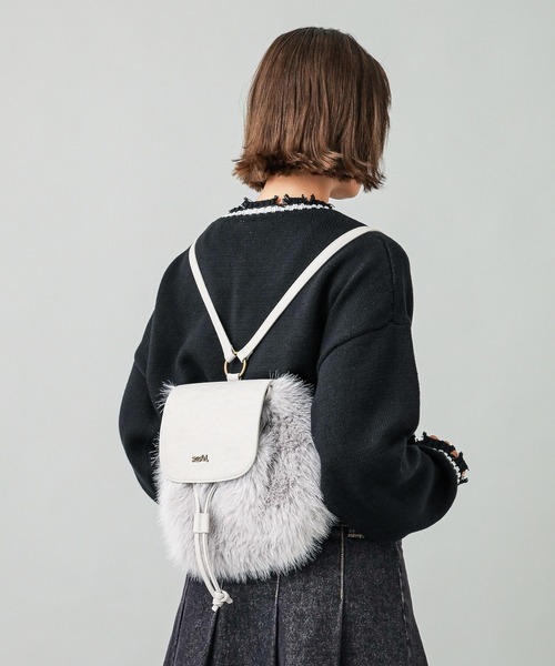 X-girl（エックスガール）の「FAUX FUR BAG（バックパック/リュック・レディース・ブラック/グレー・ONE SIZE）」の7枚目の写真