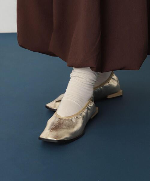 SENSE OF PLACE by URBAN RESEARCH(センスオブプレイスバイアーバンリサーチ)の「スクエアトゥフラットシューズ(バレエシューズ・レディース・ブラック/ボルドー/ゴールド・SMALL/MEDIUM/LARGE)」の1枚目の写真