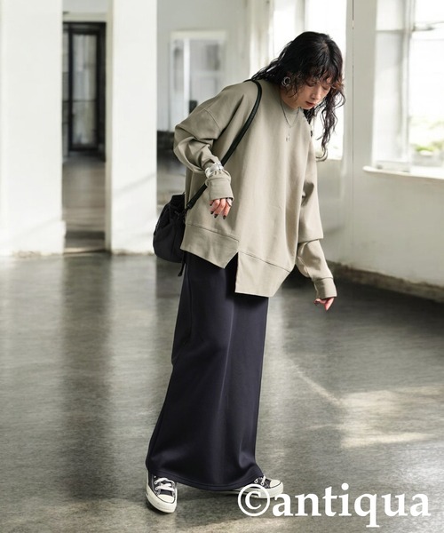 antiqua(アンティカ)の「スリット切り替えプルオーバー(スウェット・レディース・グレイッシュベージュ/ブラック/ホワイト・ONESIZE)」の15枚目の写真