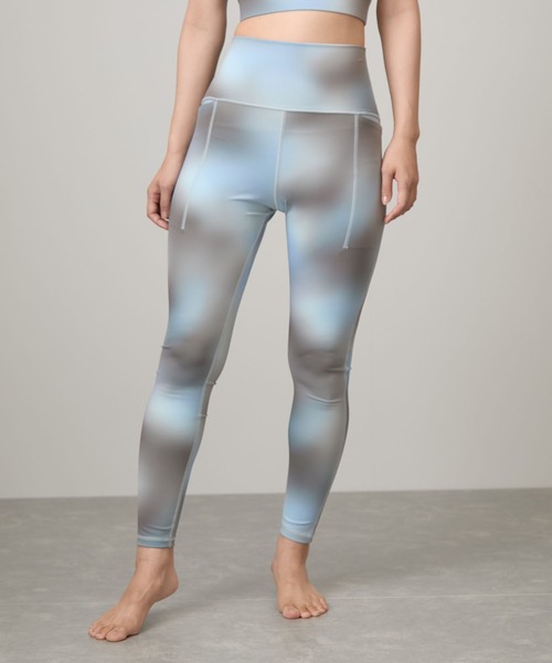 NERGY（ナージー）の「【UV＆水陸両用】グラデーションプリントスポーツレギンス（レギンス/スパッツ・レディース・パープル/サックスブルー・L/M/S）」の11枚目の写真