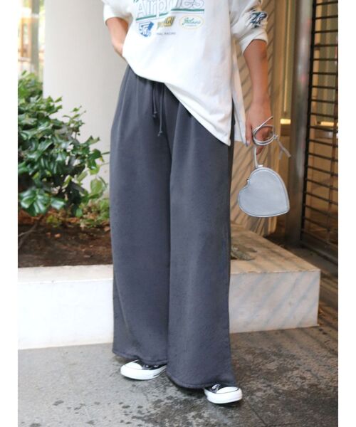 Ungrid（アングリッド）の「スウェットタックパンツ（スウェットパンツ・レディース・チャコールグレー/ライトグレー/イエロー・FREE）」の2枚目の写真