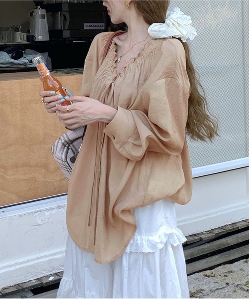 MAISON DE THERESE(メゾン ド テレーズ)の「Vネックシャツ(シャツ/ブラウス・レディース・ブラック/ピンク/カーキ・L/XL/XXL)」の16枚目の写真