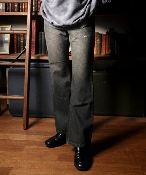 BADWAY(バッドウェイ)の「Vintage flare color denim(デニムパンツ・メンズ・ブラウン/ブラック・SMALL/MEDIUM)」の2枚目の写真