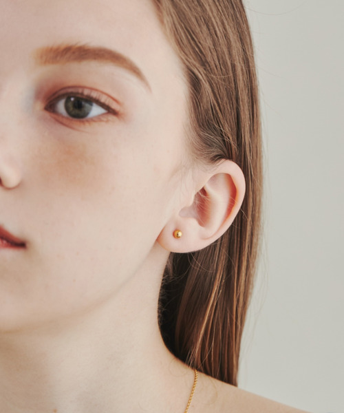 ciite' surgical stainless（シーテサージカルステンレス）の「【 金属アレルギー対応 】 シンプルミニボールピアス サージカルステンレス   (両耳用)（ピアス（両耳用）・レディース・ゴールド/シルバー/ピンクゴールド・6/3/4/5/2）」の11枚目の写真