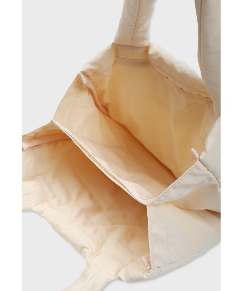 ALAND（エーランド）の「【UNISEX】ALAND／キルティングミニトート（トートバッグ・レディース・ブルー/ライトベージュ/ブラック・FREE）」の11枚目の写真