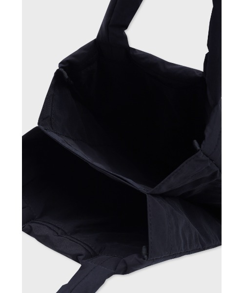 ALAND（エーランド）の「【UNISEX】ALAND／キルティングミニトート（トートバッグ・レディース・ブルー/ライトベージュ/ブラック・FREE）」の5枚目の写真