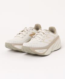 ニューバランス　to/one emmi 24cm New Balance×emmi×to/one トリプルコラボレーション！人気モデル