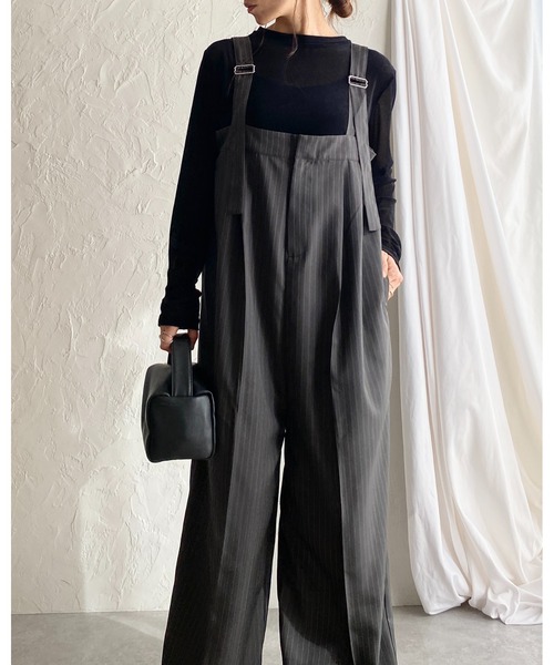She's Closet（シーズクローゼット）の「フロントジップタック