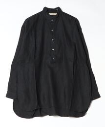 standing-collar pullover