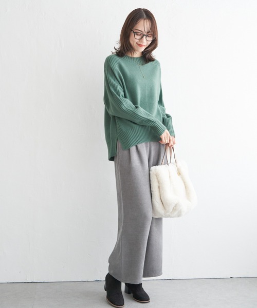 ikka（イッカ）の「サイドスリットニットプルオーバー（ニット/セーター・レディース・チャコールグレー/ブルー/ベージュ/グリーン/ピンク・M/L/S）」の15枚目の写真