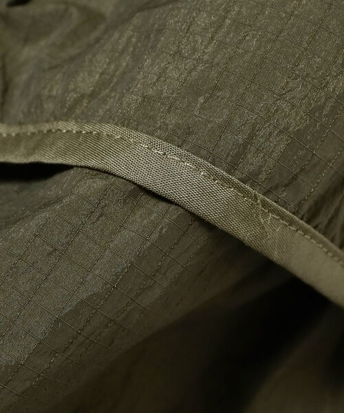 BEAMS BOY(ビームスボーイ)の「リップストップ ミリタリー ベスト(ベスト・レディース・オリーブ/ブラック・ONE SIZE)」の5枚目の写真