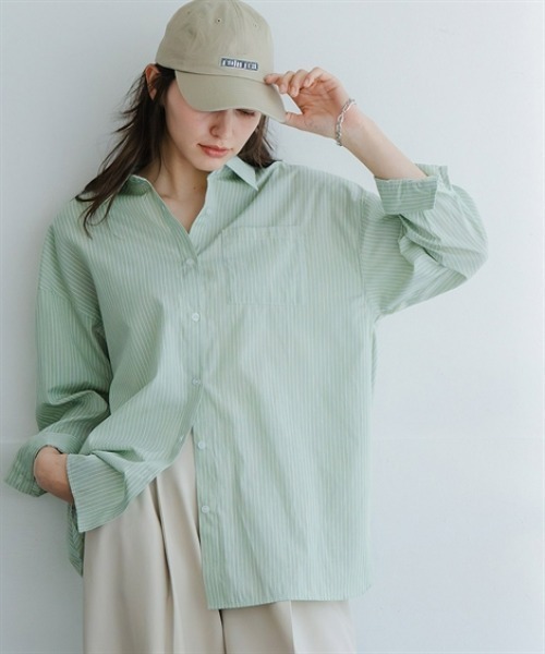 Maison INNESS(メゾンアイネス)の「オーバーサイズブロードレギュラーシャツ(UVカット・イージーケア)(シャツ/ブラウス・レディース・ピンク系その他/グリーン系その他/オフホワイト/ブルー/パープル系その他/ベージュ系その他/ブルー系その他・LL/L/M/10L/8L/6L/5L/4L/3L/S)」の17枚目の写真