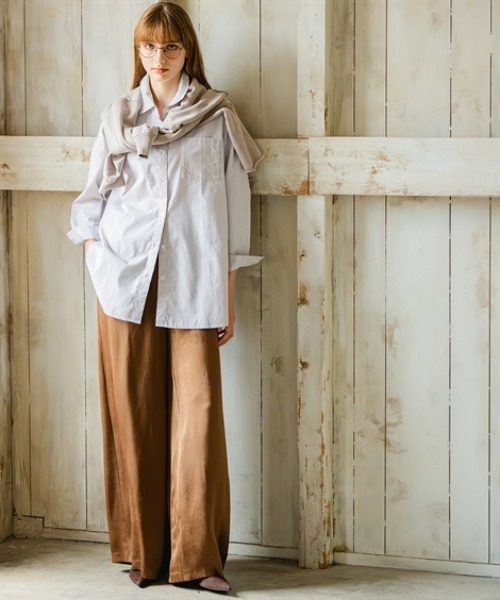 Maison INNESS(メゾンアイネス)の「オーバーサイズブロードレギュラーシャツ(UVカット・イージーケア)(シャツ/ブラウス・レディース・ピンク系その他/グリーン系その他/オフホワイト/ブルー/パープル系その他/ベージュ系その他/ブルー系その他/ベージュ系その他2・LL/L/M/10L/8L/6L/5L/4L/3L/S)」の21枚目の写真