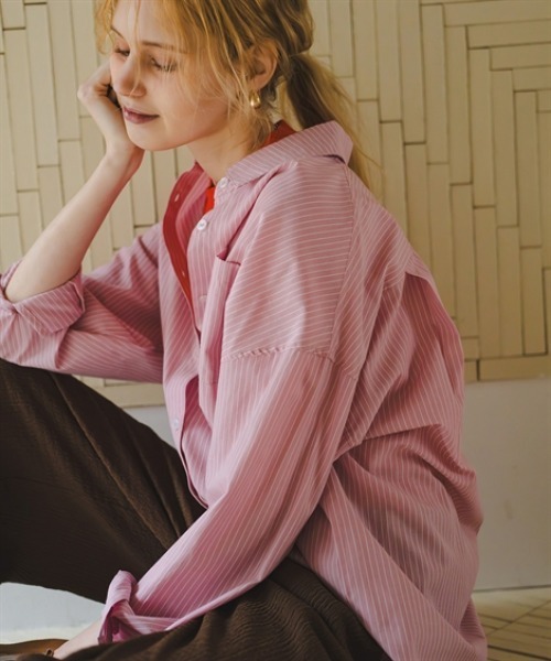 Maison INNESS(メゾンアイネス)の「オーバーサイズブロードレギュラーシャツ(UVカット・イージーケア)(シャツ/ブラウス・レディース・ピンク系その他/グリーン系その他/オフホワイト/ブルー/パープル系その他/ベージュ系その他/ブルー系その他・LL/L/M/10L/8L/6L/5L/4L/3L/S)」の22枚目の写真