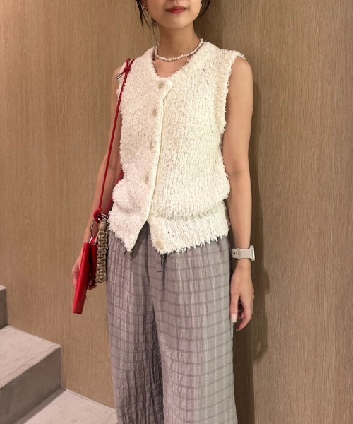 emmi 2wayフリンジニットベスト emmi（エミ）の「2wayフリンジニットベスト（ニット/セーター