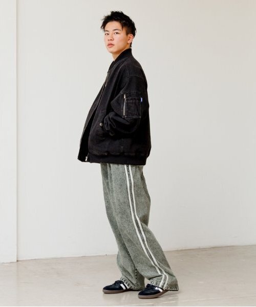 GLAZOS（グラソス）の「【大人向けサイズあり】デニム・ラインパンツ（デニムパンツ・キッズ・ライトブルー/ブラック/ブルー・L/M/S/LL）」の17枚目の写真