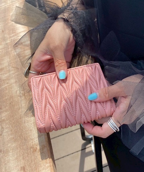 DONOBAN（ドノバン）の「キルティング財布（財布・レディース・ブルー/ブラック/ピンク・ONE）」の3枚目の写真