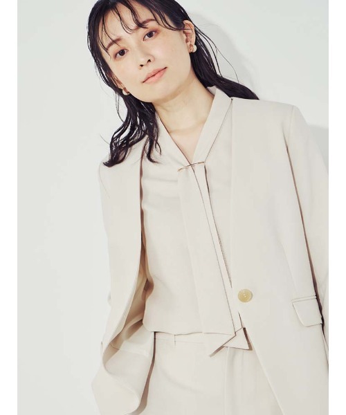 【本日中のみお値下げ中】PLEATS PLEASE ブラウス　ベージュ フリルカラーブラウス※一部店舗のみ入荷