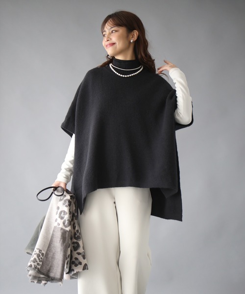 Ehre style(エーレスタイル)の「体型カバー叶う。360度無敵!ポンチョニット(Tシャツ/カットソー・レディース・ベージュ/ブラック・FREE)」の9枚目の写真