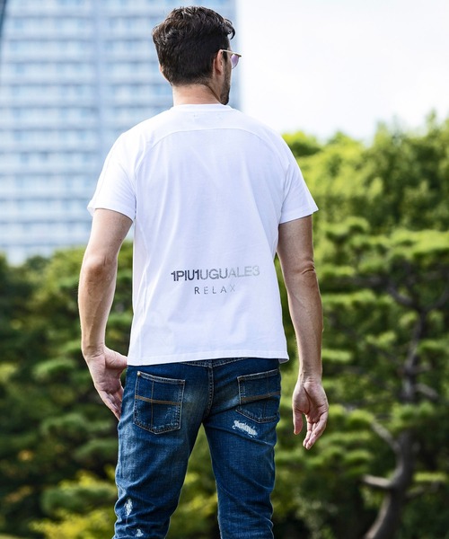 1PIU1UGUALE3 RELAX (ウノピゥウノウグァーレトレ リラックス)の「1PIU1UGUALE3 RELAX(ウノピゥウノウグァーレトレ リラックス)バックプリント ラインストーンロゴ 半袖Tシャツ(Tシャツ/カットソー・メンズ・ブラック/ホワイト/ベージュ・S/M/L/XL/XXL)」の10枚目の写真
