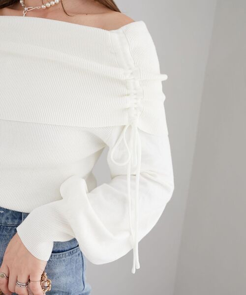 MAJESTIC LEGON（マジェスティックレゴン）の「ドロストオフショルニット（ニット/セーター・レディース・イエロー/ピンク/オフホワイト/グレー・MEDIUM）」の11枚目の写真