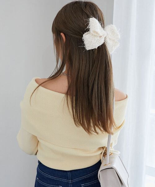 MAJESTIC LEGON（マジェスティックレゴン）の「ドロストオフショルニット（ニット/セーター・レディース・イエロー/ピンク/オフホワイト/グレー・MEDIUM）」の17枚目の写真