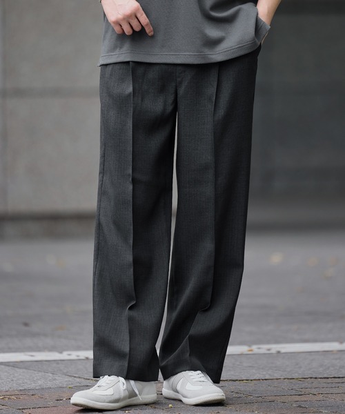 SPU（スプ）の「TR / コーデュロイ マルチファブリックリラクシングタックワイドスラックスパンツ（スラックス・メンズ・ブラック系/ブラック/ネイビー系/グレー系/ベージュ系/チャコール/ベージュ/ブラウン/ブラック系1/グレー系1/ネイビー系1/ブラウン系1・XL/L/M/S）」の2枚目の写真
