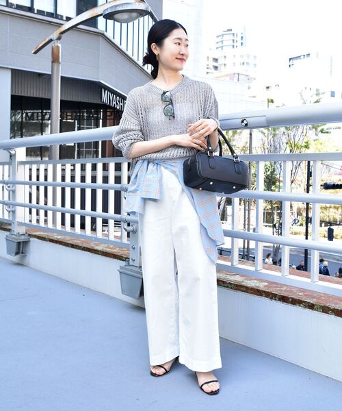 le.coeur blanc（ルクールブラン）の「ハシゴ調透かし柄ホールガーメントニット（ニット/セーター・レディース・オフホワイト/グレー・38）」の4枚目の写真