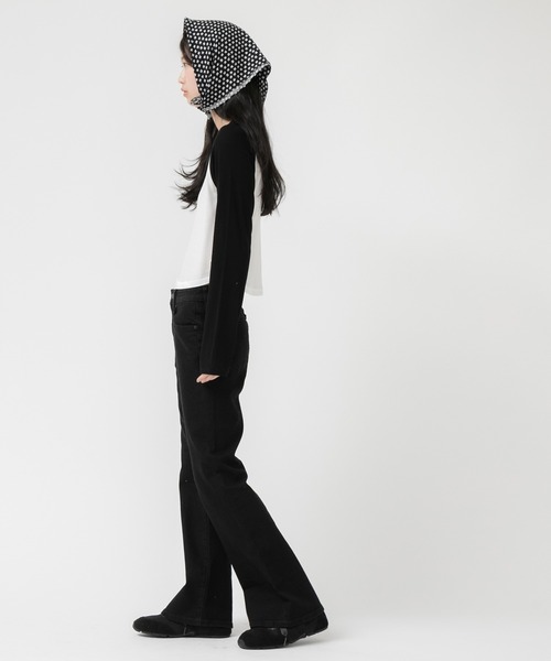 HEILIS（ヘイリス）の「シアーラグランロングＴシャツ /長袖 ロンT クロップド丈 ミニマル 韓国 ノームコア シティガール 秋服 冬服 春服 ホワイト グレー（Tシャツ/カットソー・レディース・ホワイト/グレー・FREE）」の9枚目の写真