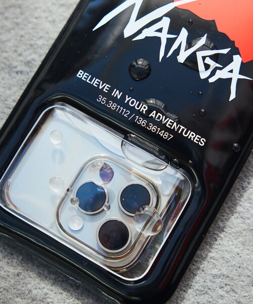 NANGA（ナンガ）の「NANGA × FREAK'S STORE/ナンガ × フリークスストア 別注 FLOATING PHONE PROTECT CASE フローティング フォーンプロテクト ケース（スマホケース/カバー・メンズ・ブラック・ONE SIZE）」の8枚目の写真