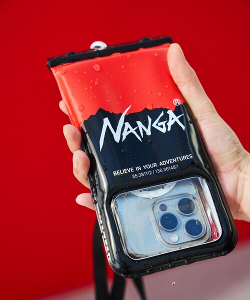 NANGA（ナンガ）の「NANGA × FREAK'S STORE/ナンガ × フリークスストア 別注 FLOATING PHONE PROTECT CASE フローティング フォーンプロテクト ケース（スマホケース/カバー・メンズ・ブラック・ONE SIZE）」の9枚目の写真