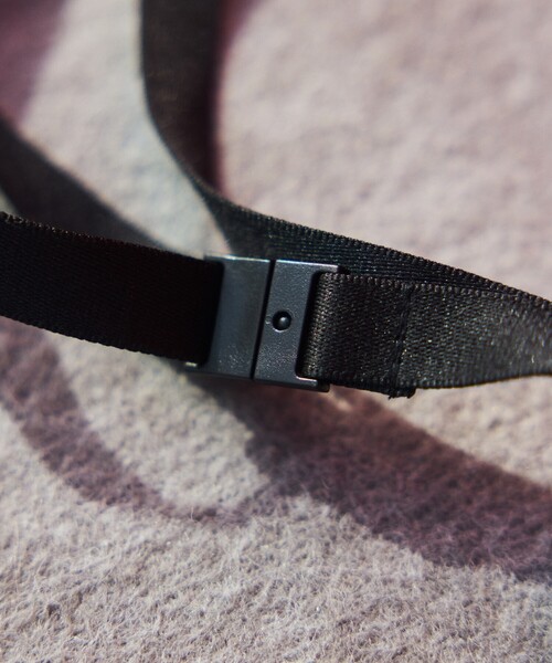 NANGA（ナンガ）の「NANGA × FREAK'S STORE/ナンガ × フリークスストア 別注 FLOATING PHONE PROTECT CASE フローティング フォーンプロテクト ケース（スマホケース/カバー・メンズ・ブラック・ONE SIZE）」の20枚目の写真