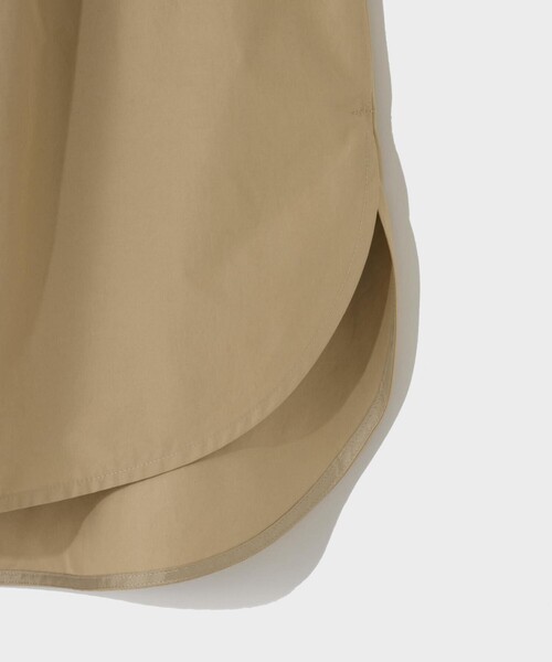 GRACE CLASS（グレースクラス）の「ラッフルトリミングブラウス（シャツ/ブラウス・レディース・ベージュ/ブラック・36）」の14枚目の写真