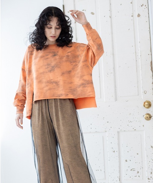 OSMOSIS(オズモーシス)の「裏毛ワイドプルオーバー(スウェット・レディース・ホワイト/オレンジ/ブラック・ONE SIZE)」の3枚目の写真