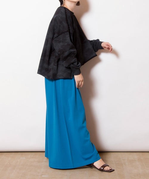 OSMOSIS(オズモーシス)の「裏毛ワイドプルオーバー(スウェット・レディース・ホワイト/オレンジ/ブラック・ONE SIZE)」の17枚目の写真