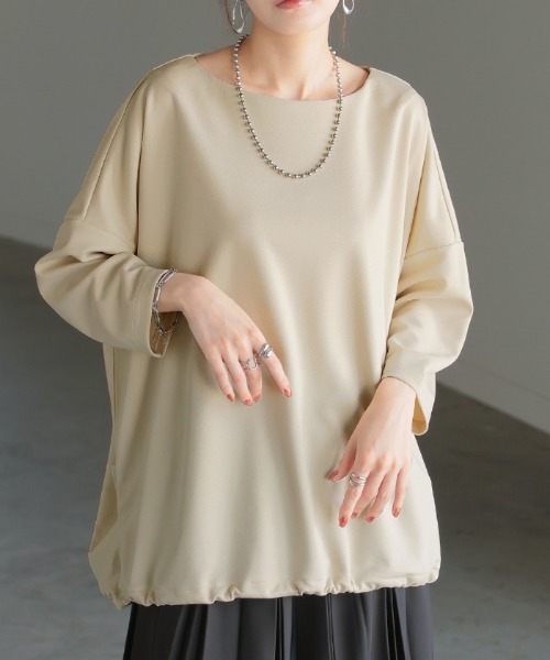 HUG.U(ハグユー)の「華奢見え 隠しドルマントップス(Tシャツ/カットソー・レディース・ライトベージュ/ホワイト/スモークピンク/カーキ/ブラック・FREE)」の3枚目の写真