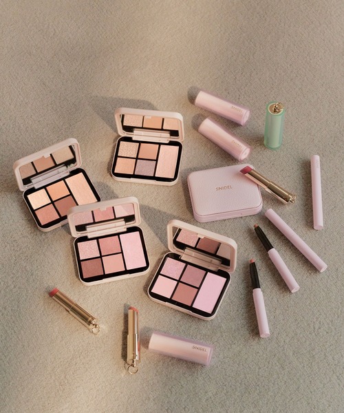 SNIDEL BEAUTY(スナイデル ビューティ)の「SNIDEL BEAUTY / ピュア リップ シェイパー n 01~ n 04 EX01・EX02(口紅/リップティント/グロス・レディース・04 Contouring Beige/03 Kissing Berry/02 Cream Pink/01 Light Camel/EX02 Heavenly Peach/EX01 Luminous Nude・FREE)」の21枚目の写真