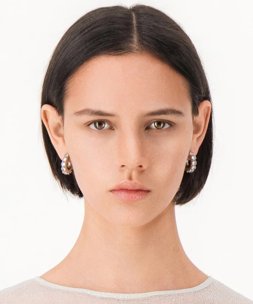 JUSTINE CLENQUET（ジュスティーヌクランケ）の「JUSTINE CLENQUET/ジュスティーヌ・クランケ/NINA MEDIUM EARRINGS GO（ピアス（両耳用）・レディース・ゴールド・F）」の2枚目の写真