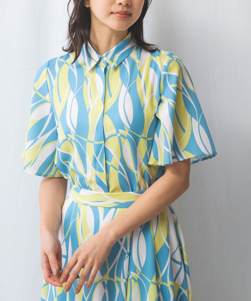 NARACAMICIE(ナラカミーチェ)の「【NARACAMICIE】【セットアップ対応】ウェーブ幾何プリント半袖ブラウス(シャツ/ブラウス・レディース・ブルー/イエロー・M/XXL/XL/S/L)」の17枚目の写真